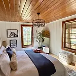 Stone House By Casa Oso, Hot Tub, 43 Private Acres With Hiking Trails