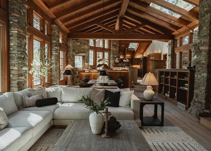 Stone House By Casa Oso, Hot Tub, 43 Private Acres With Hiking Trails